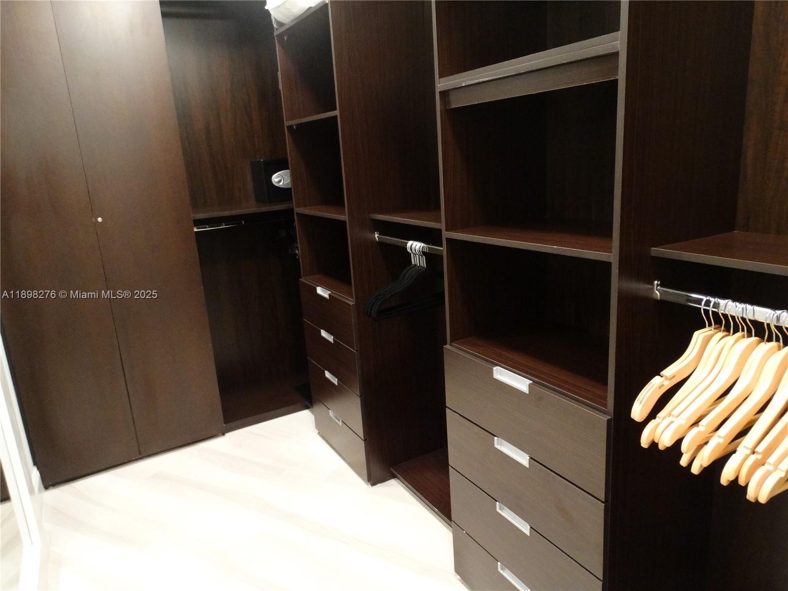 TDR TOWER II CONDO - Residential Lease