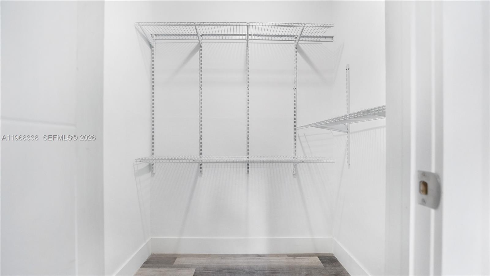 MARIPOSA MANOR CONDO - Residential