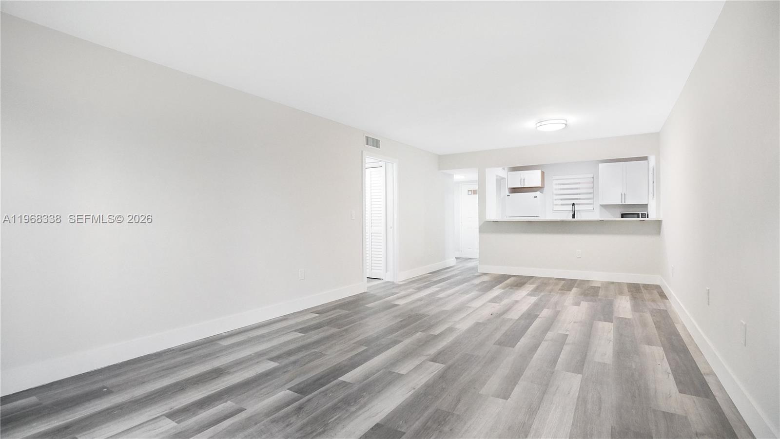 MARIPOSA MANOR CONDO - Residential