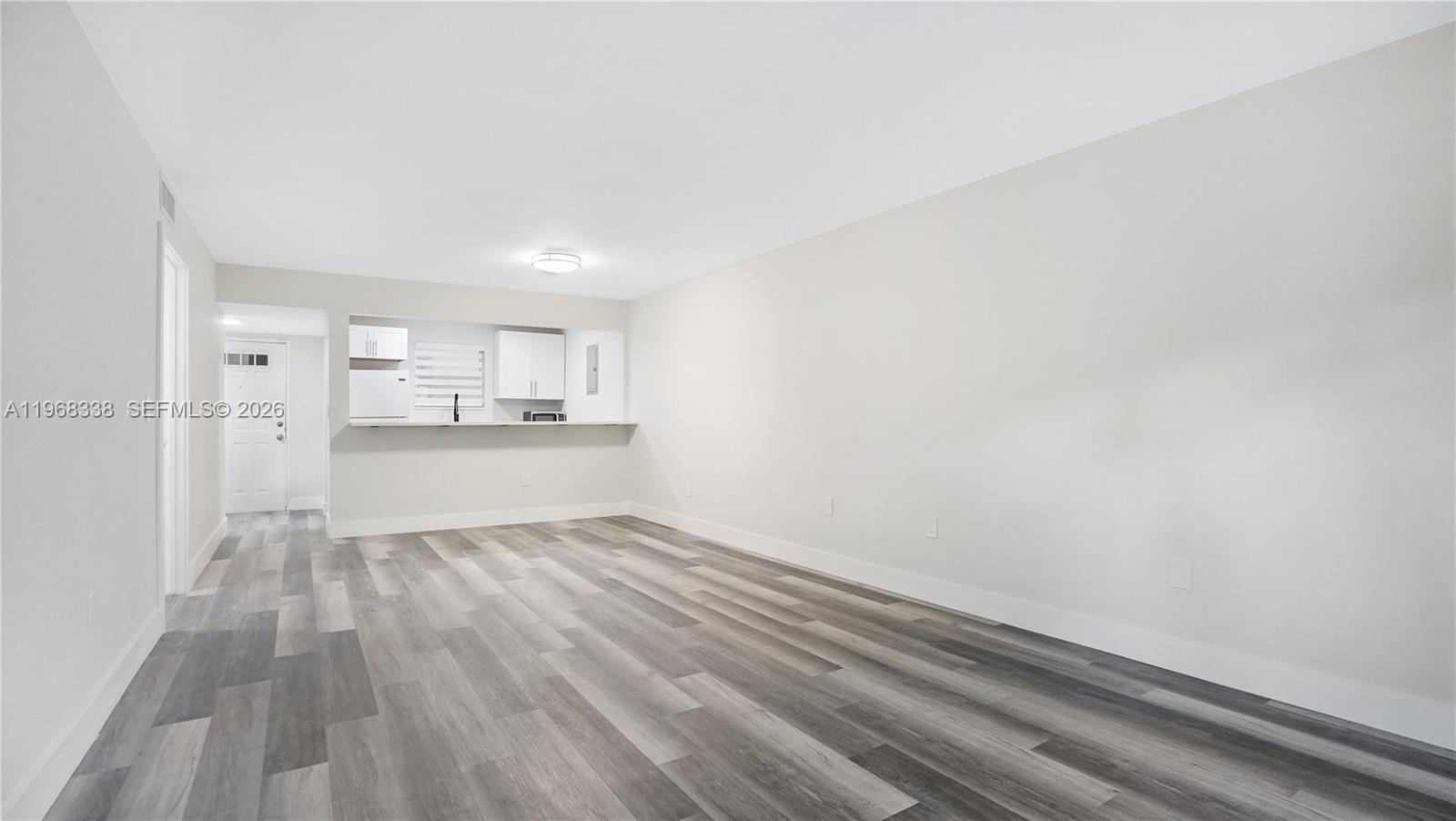 MARIPOSA MANOR CONDO - Residential