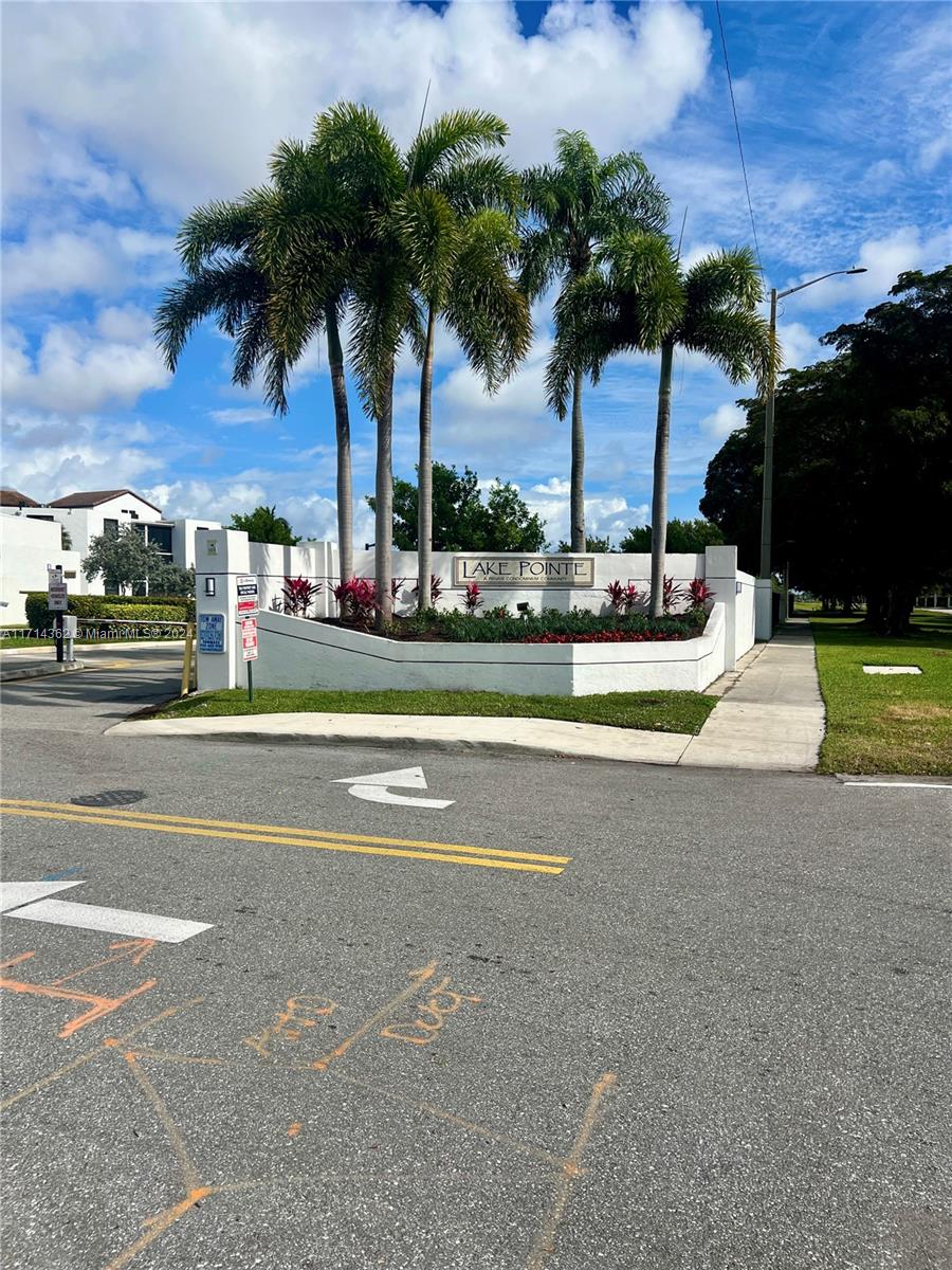 Address Not Disclosed, Oakland Park, Miami-Dade County, Florida - 2 Bedrooms  
2 Bathrooms - 