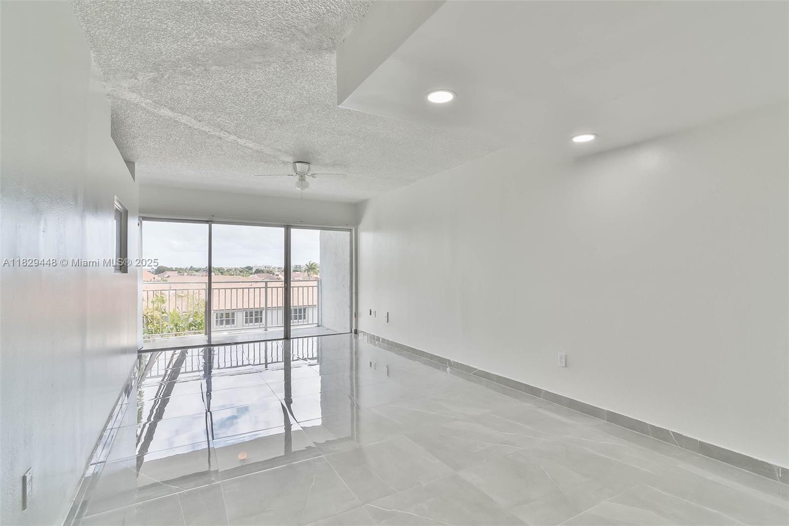 9375 Fontainebleau Blvd L420