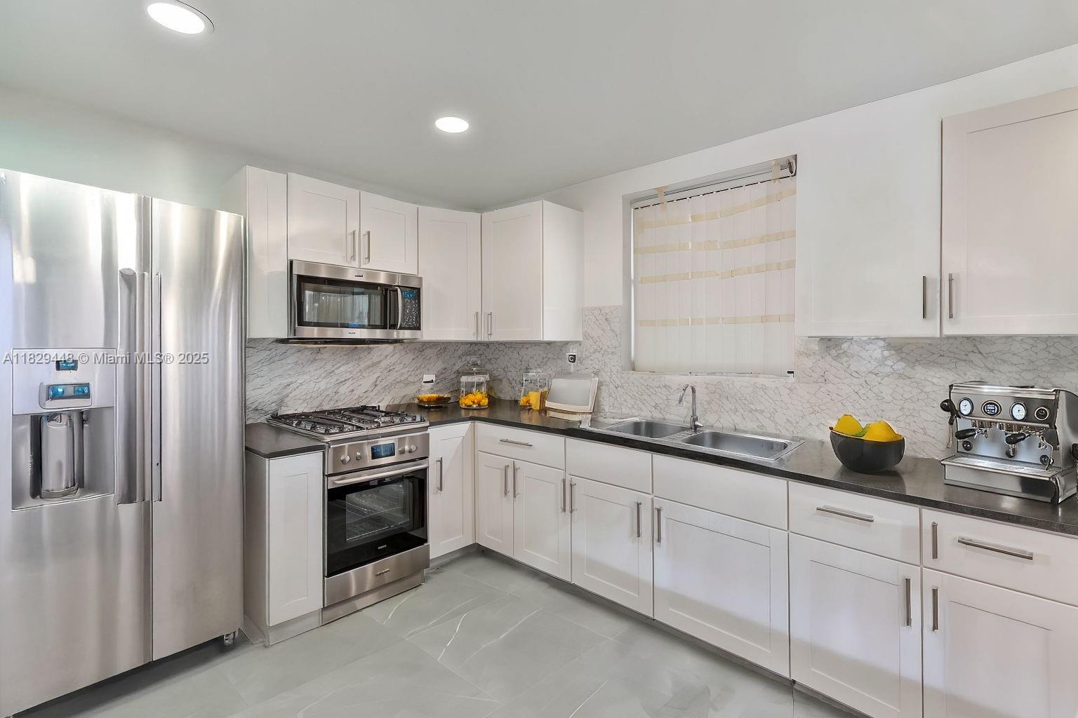 9375 Fontainebleau Blvd L420