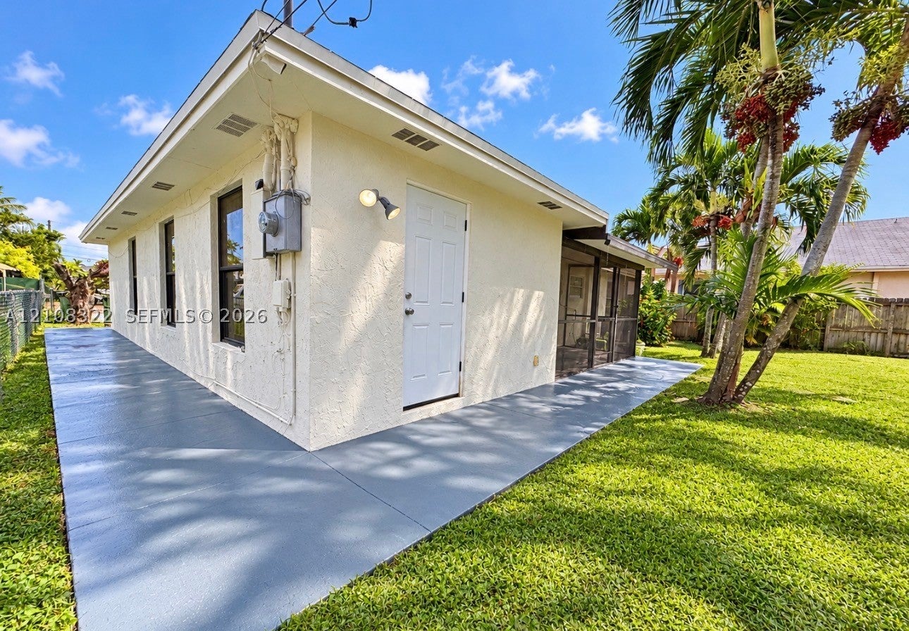 722 NW 7th Ave
