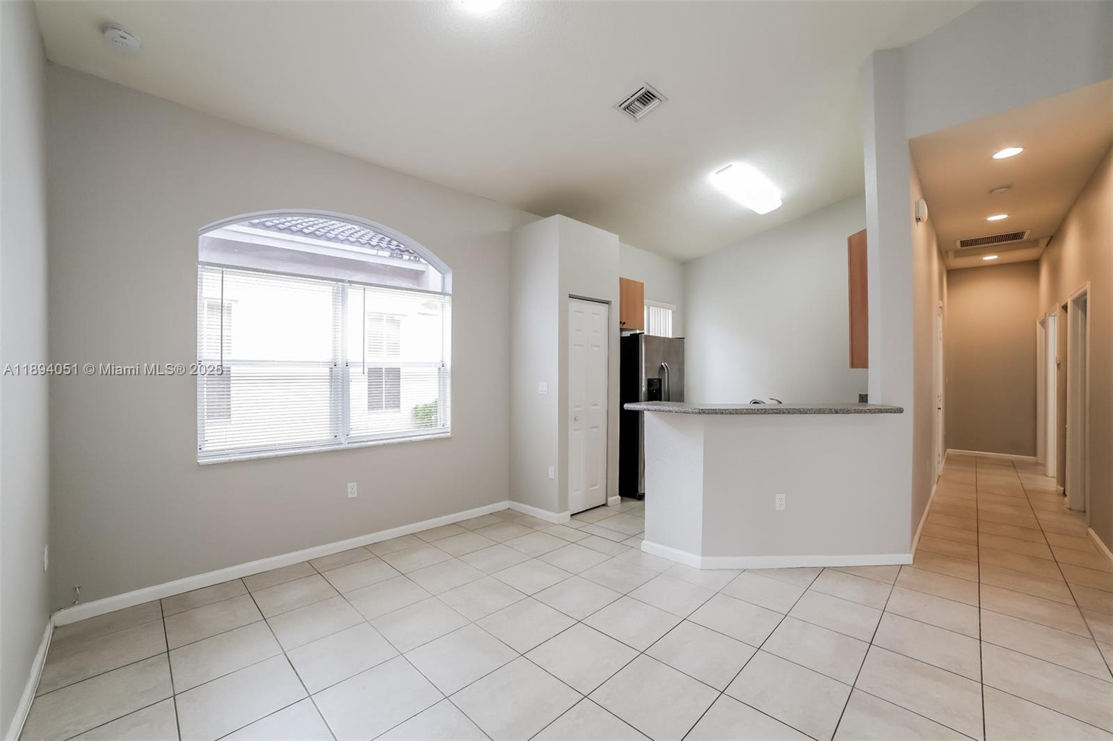 PORTOFINO PALMS - Residential Lease