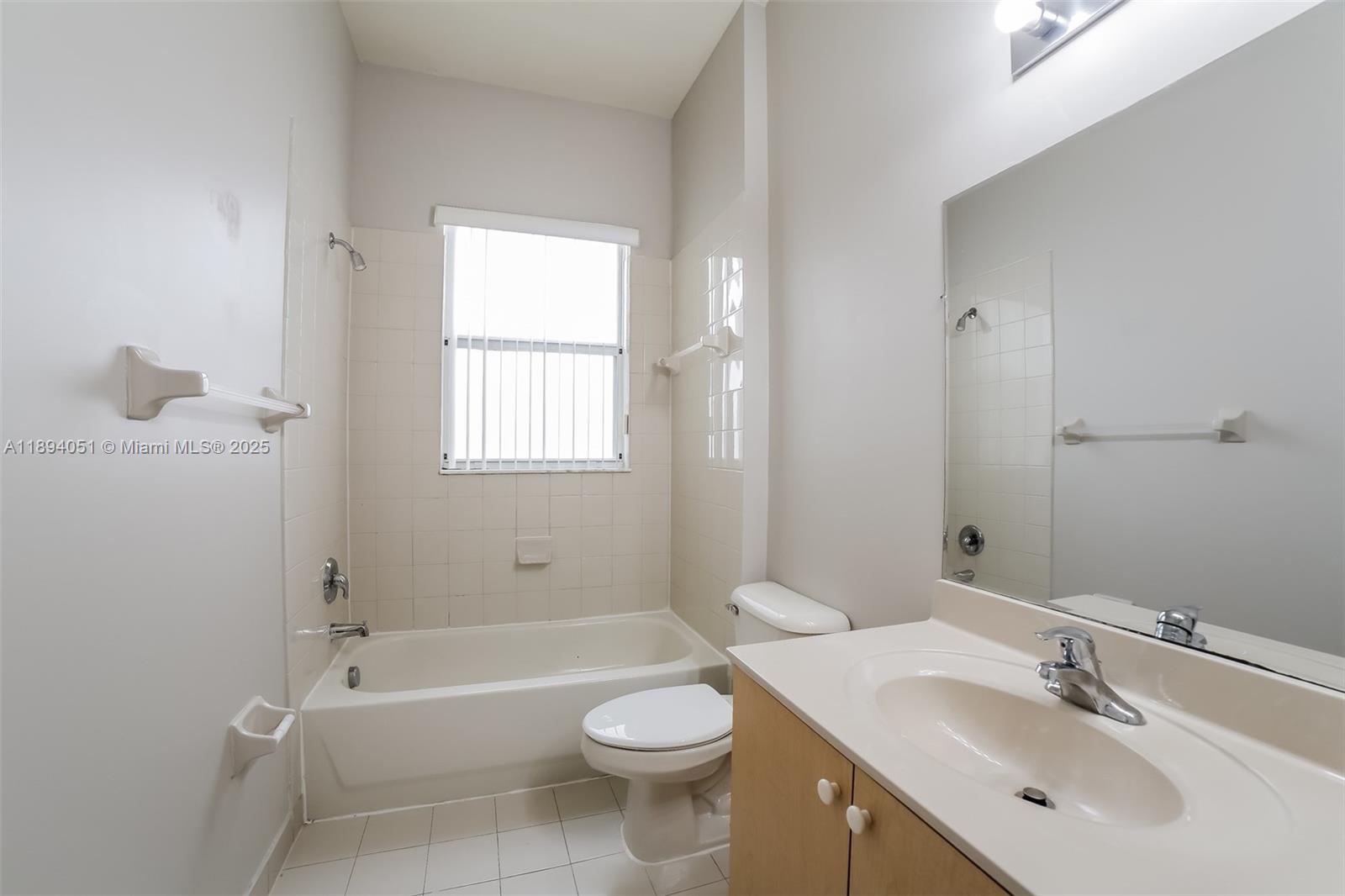 PORTOFINO PALMS - Residential Lease