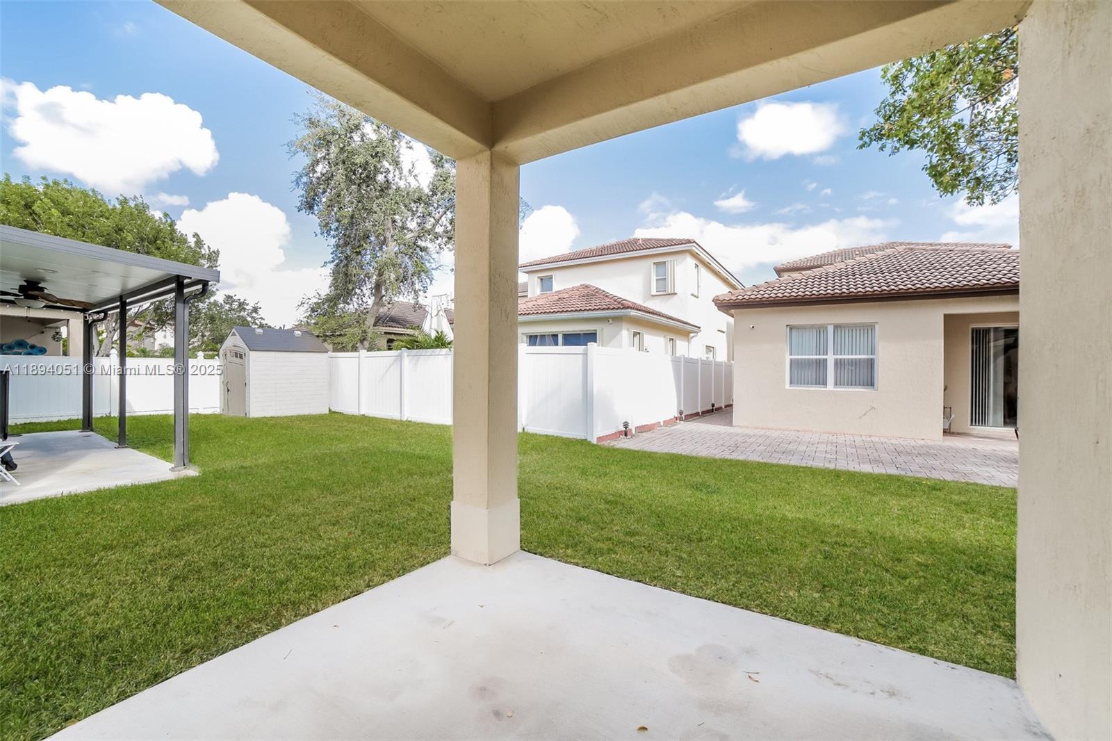 PORTOFINO PALMS - Residential Lease