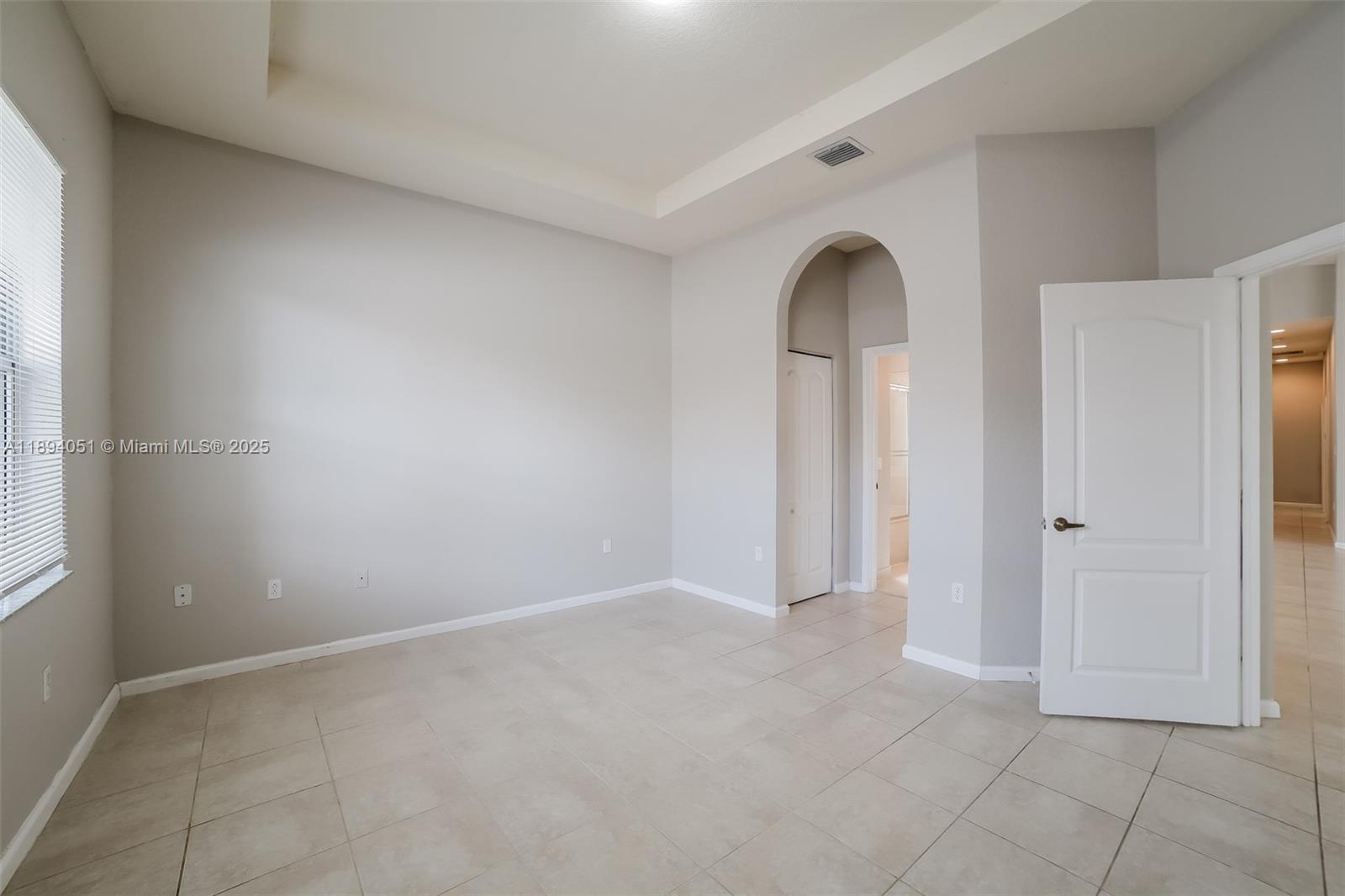 PORTOFINO PALMS - Residential Lease