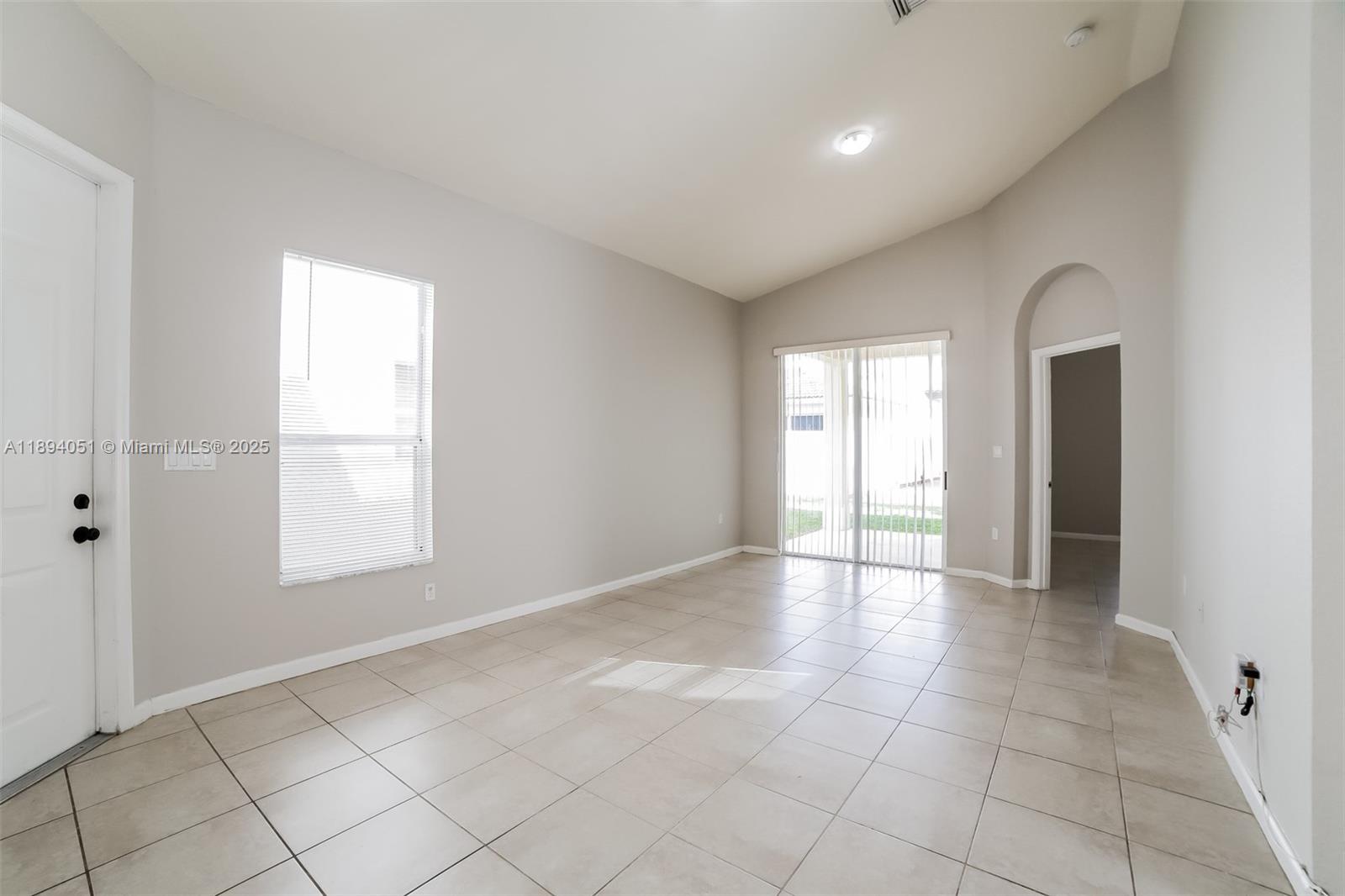 PORTOFINO PALMS - Residential Lease