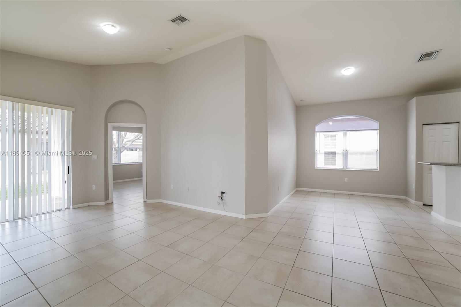 PORTOFINO PALMS - Residential Lease