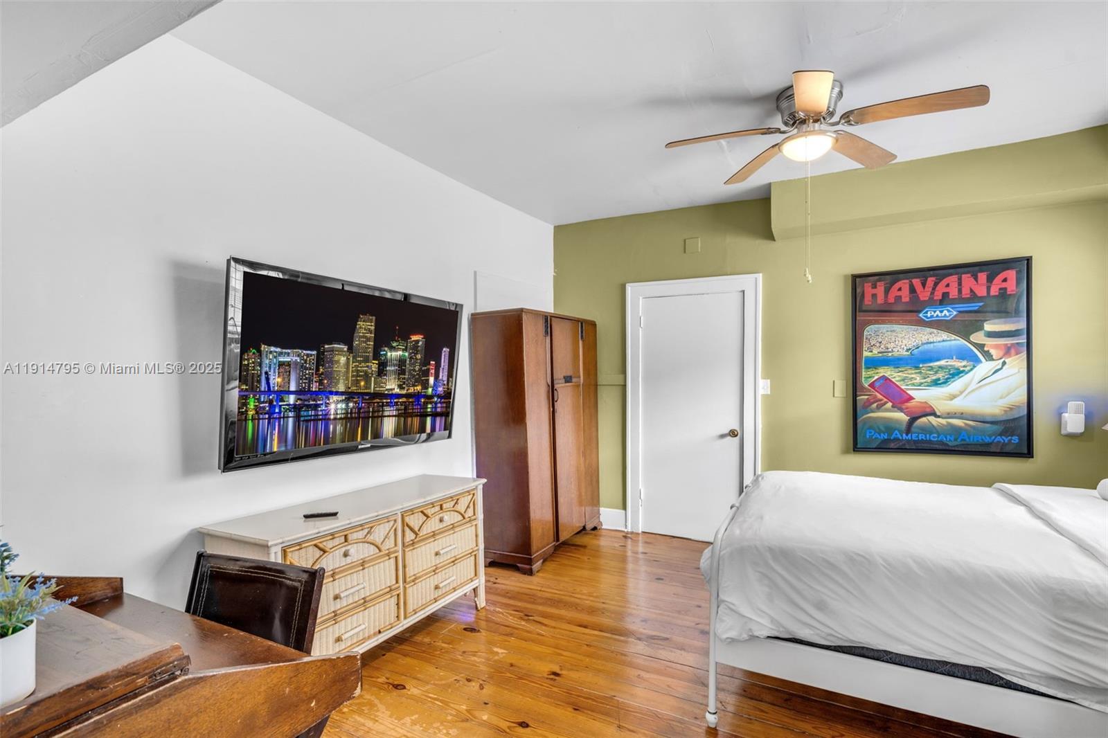 ESCOTTONIA PARK - Residential Lease