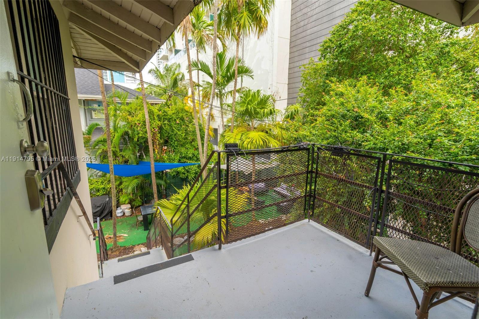 ESCOTTONIA PARK - Residential Lease