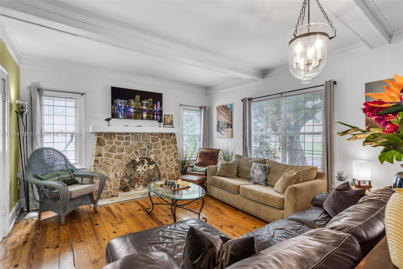 ESCOTTONIA PARK - Residential Lease