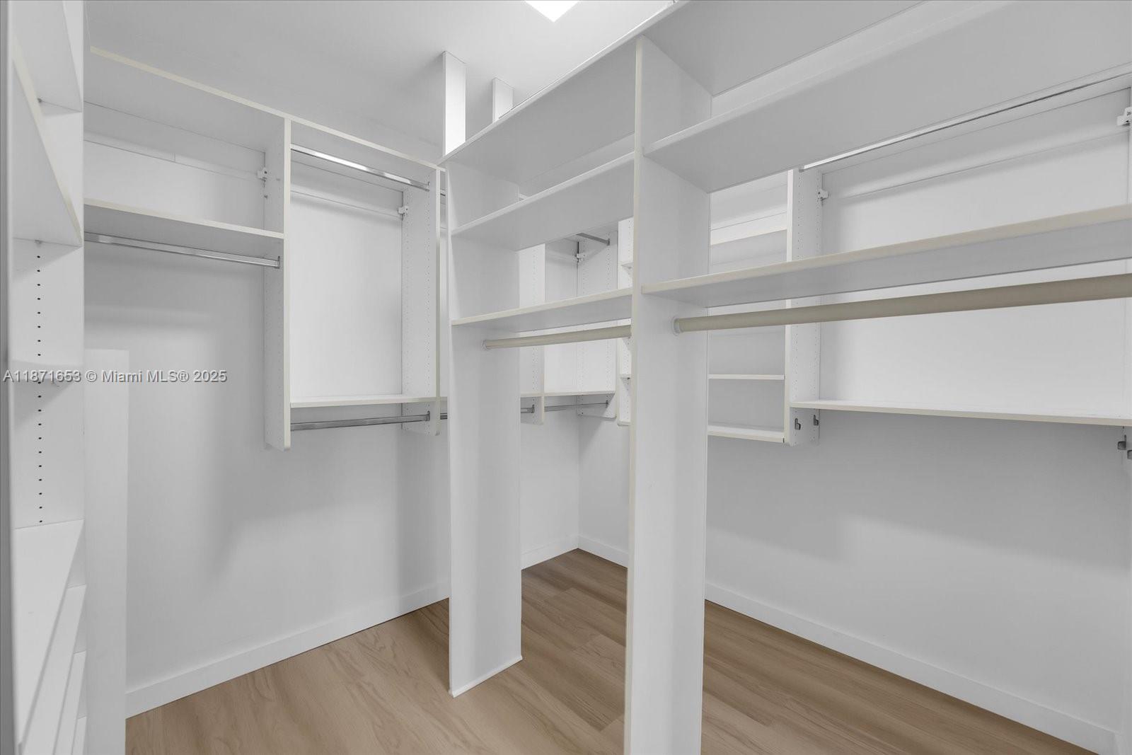 OCEANVIEW PARK CONDO - Residential Lease