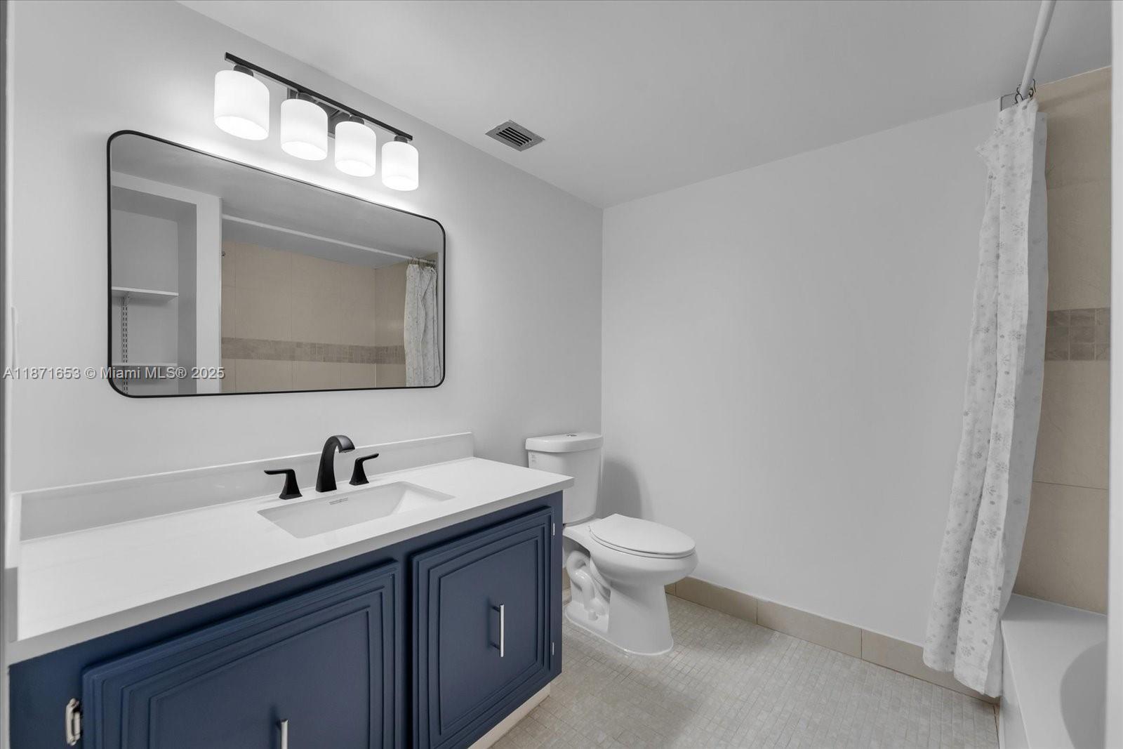 OCEANVIEW PARK CONDO - Residential Lease