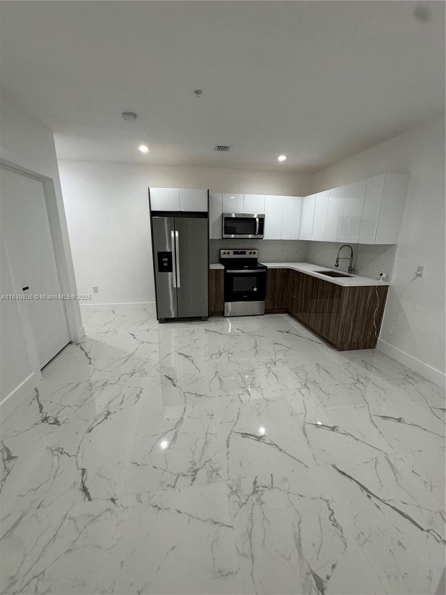 ACME GULFAIR - Residential Income