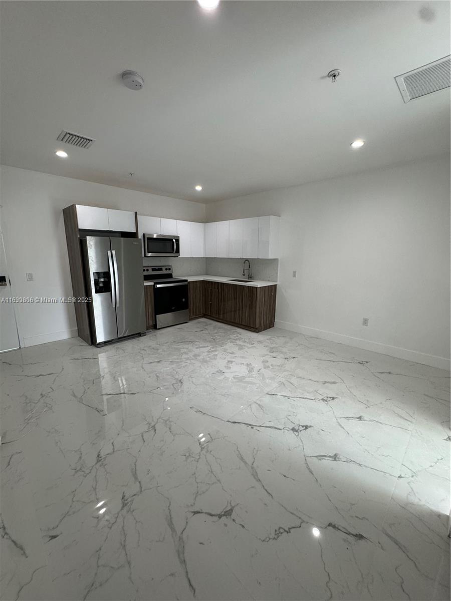 ACME GULFAIR - Residential Income