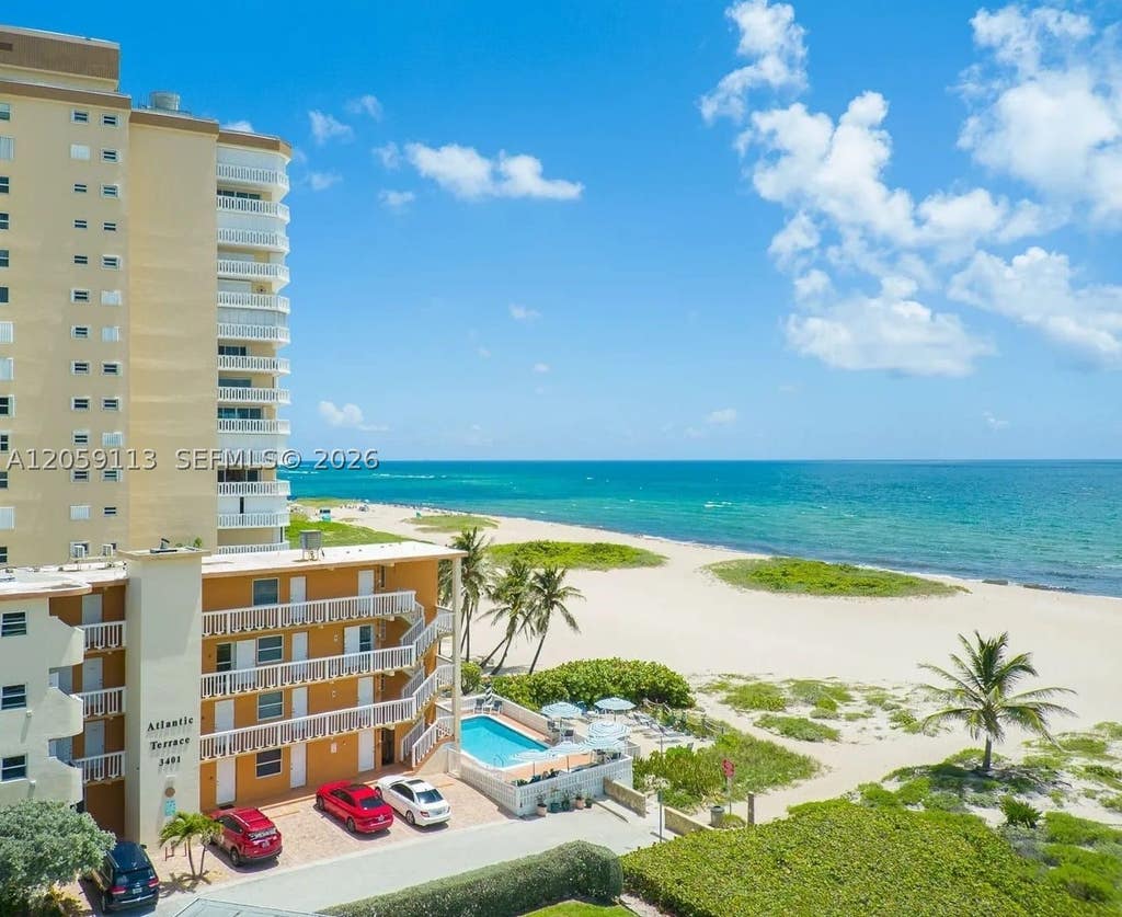 Photo of 3401 NE 10th St #5, Pompano Beach, FL 33062 (MLS # A12059113)