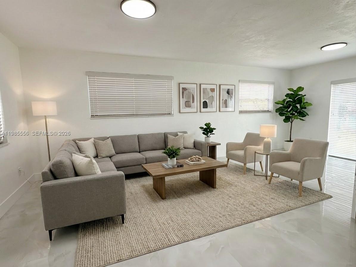 MARK-ALAN MANOR - Residential