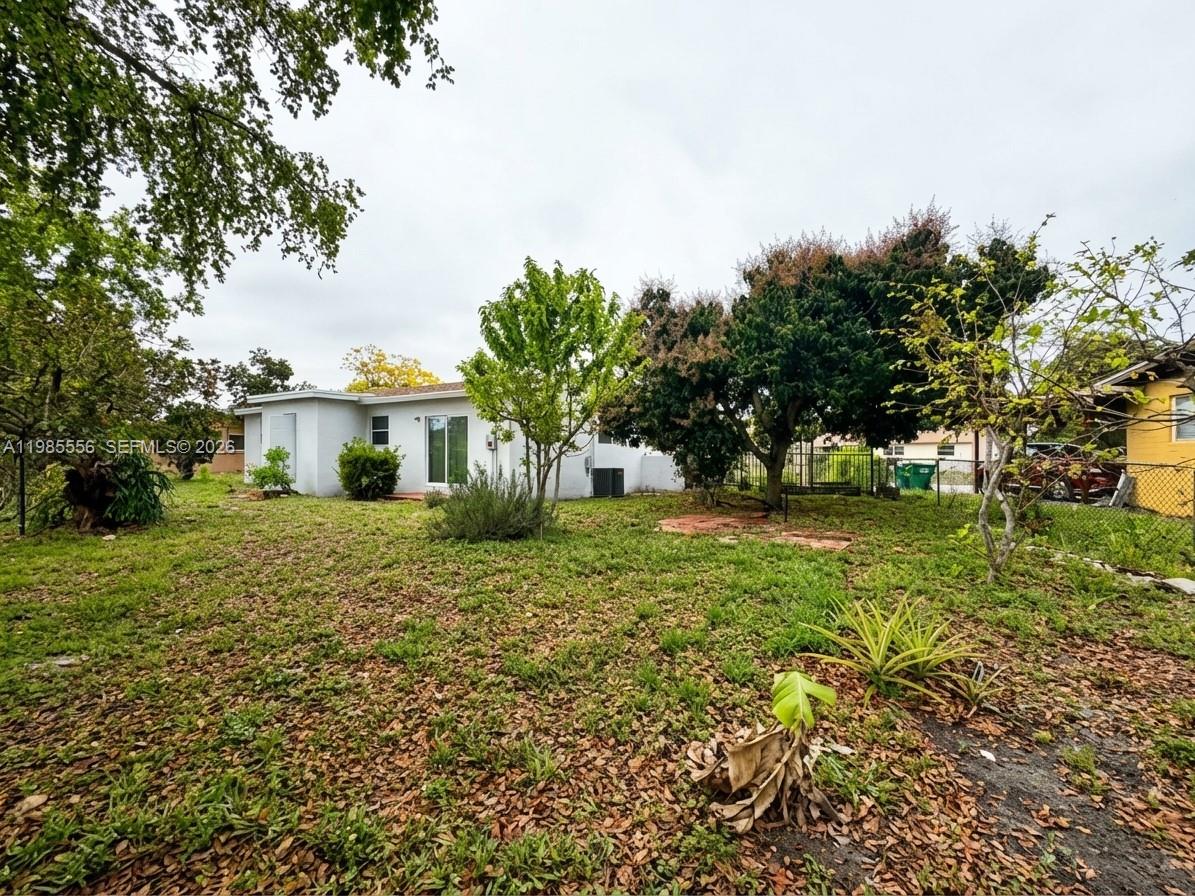 MARK-ALAN MANOR - Residential