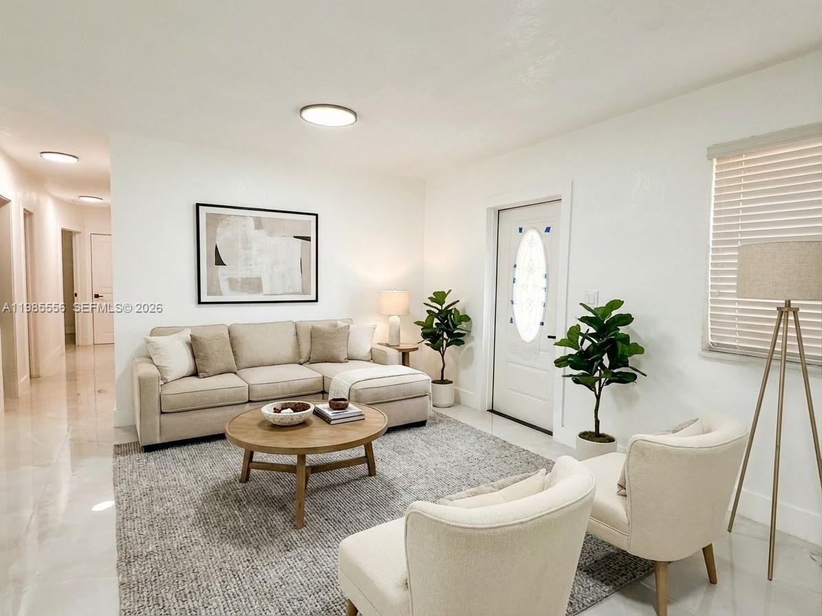 MARK-ALAN MANOR - Residential