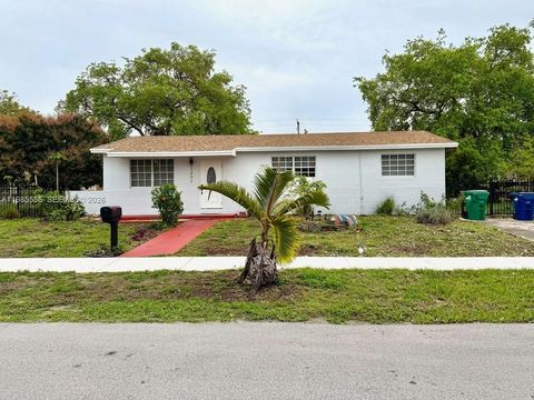 2251 NW 180th Ter Miami Gardens FL 33056