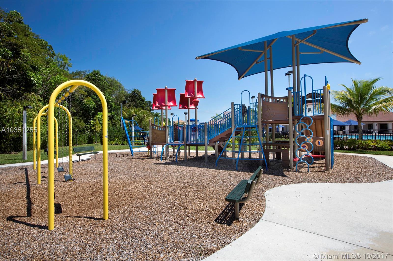 SILVER PALM - Residential