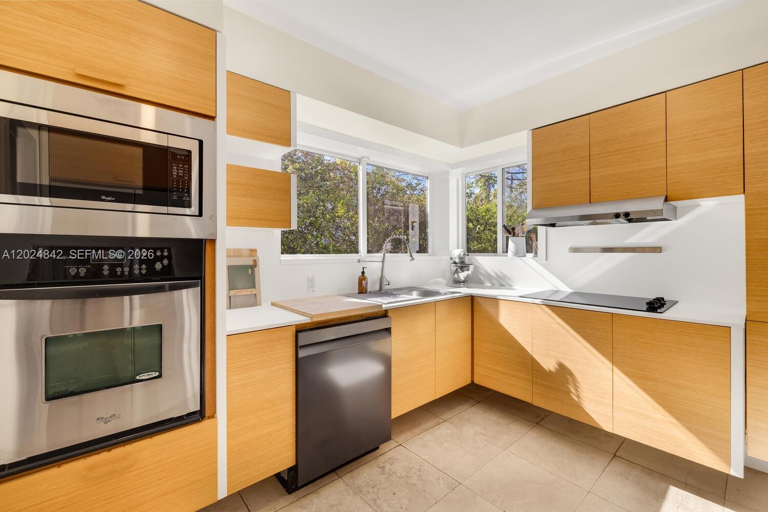 ALTA VISTA - Residential