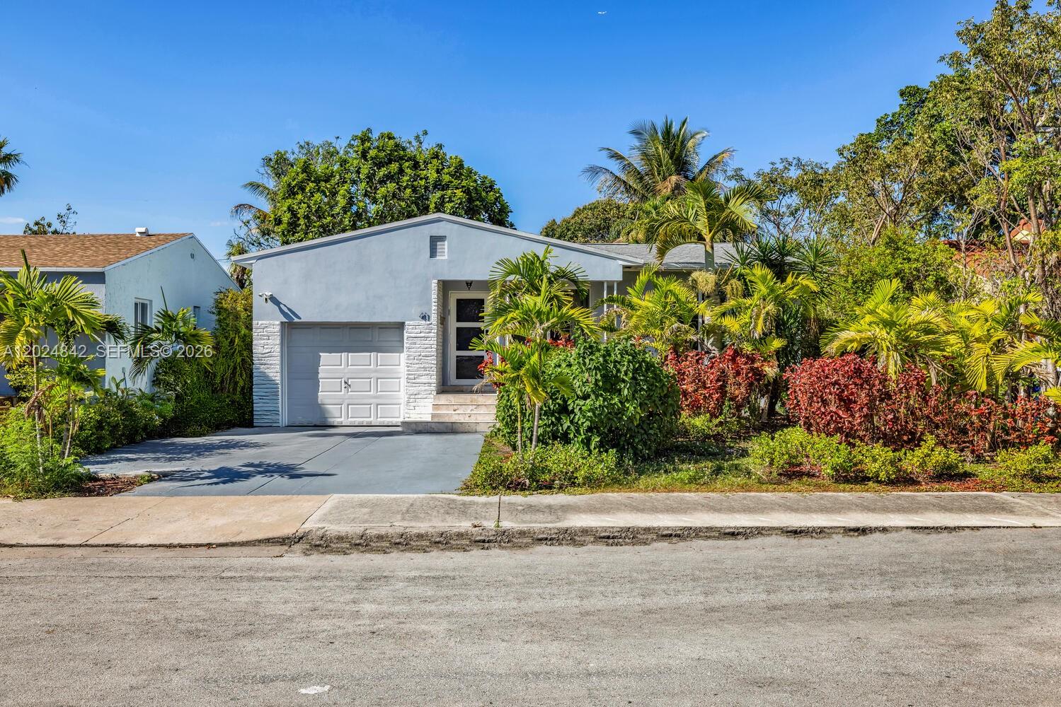 ALTA VISTA - Residential