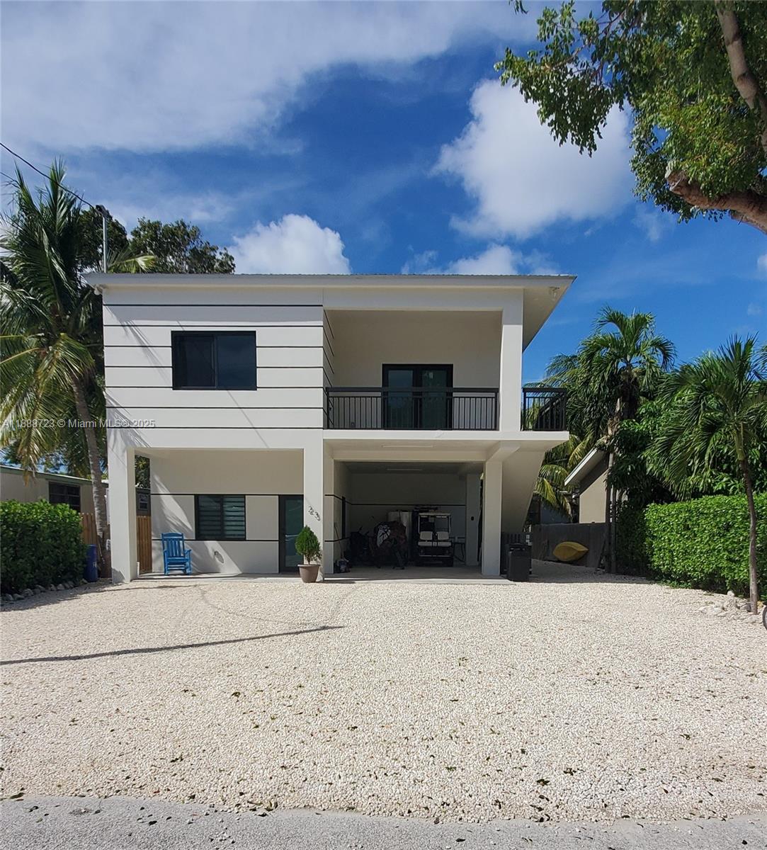 LARGO GARDENS - Residential Lease