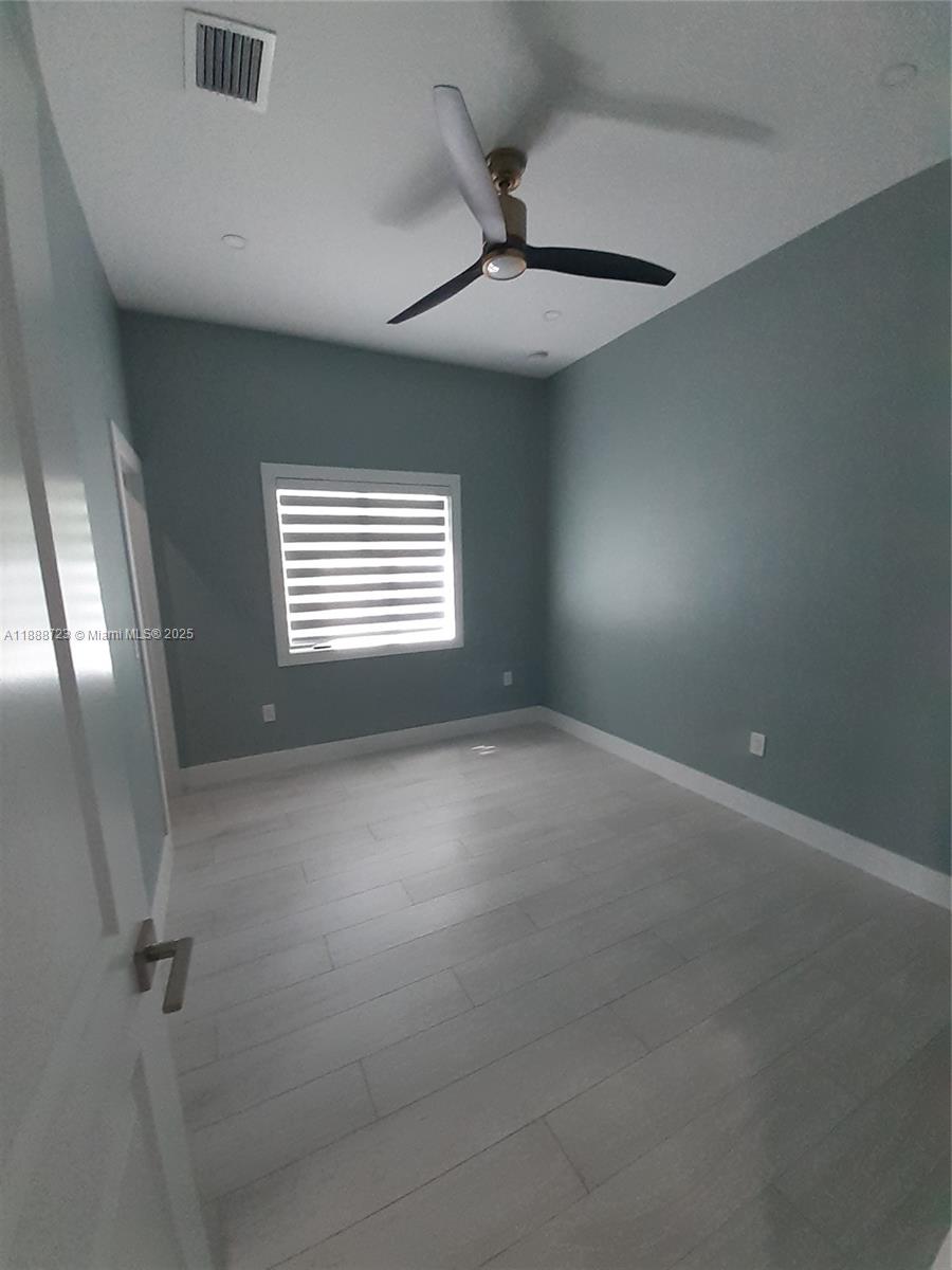 LARGO GARDENS - Residential Lease