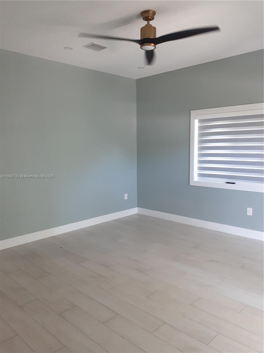 LARGO GARDENS - Residential Lease