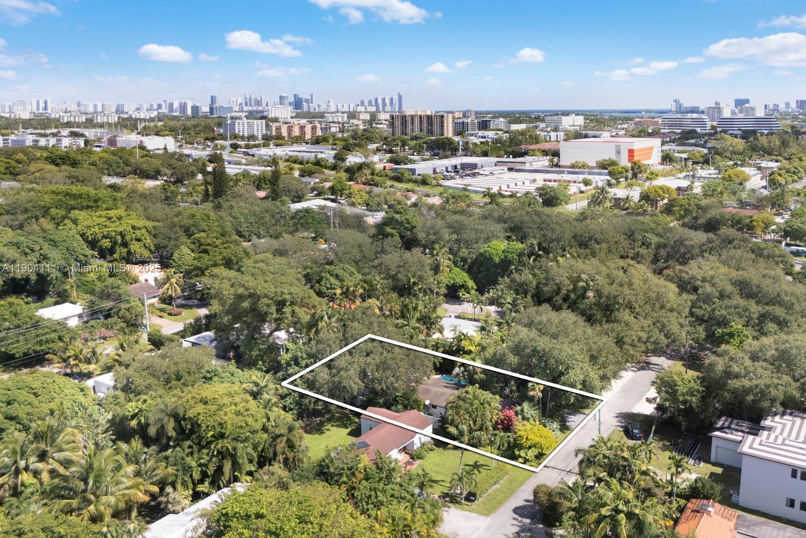 BISCAYNE LAWN AMD PLAT - Residential Lease