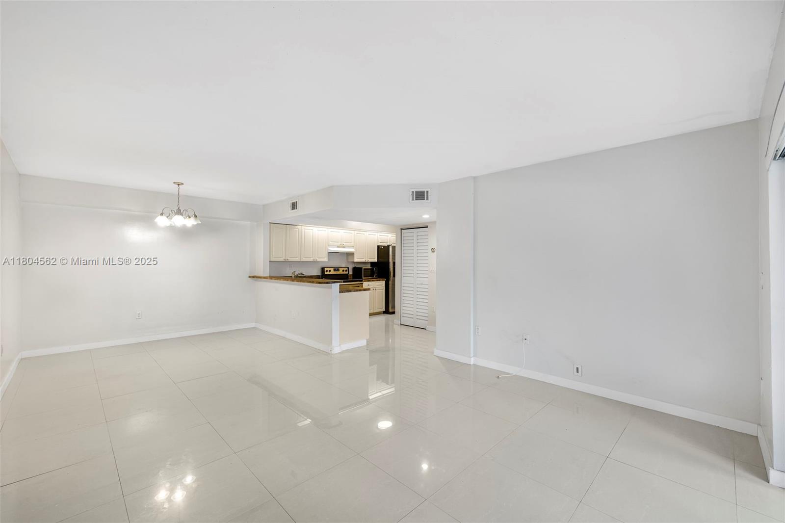 8520 SW 212th St 106
