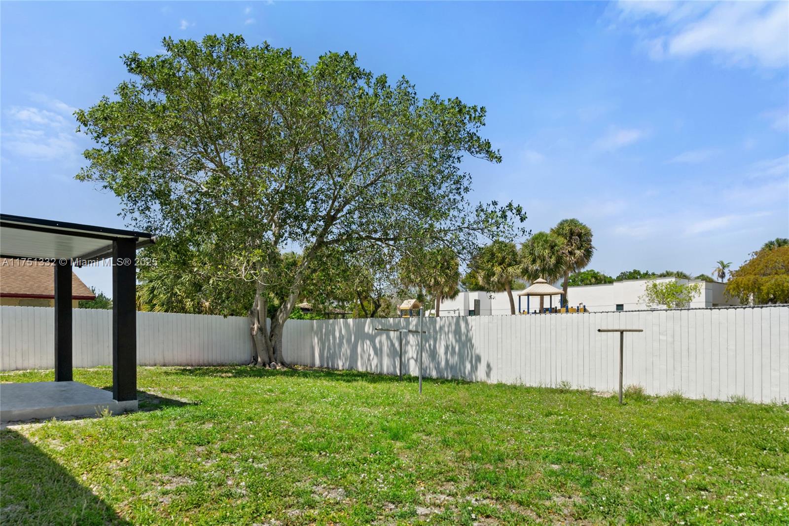 2921 NW 9th St