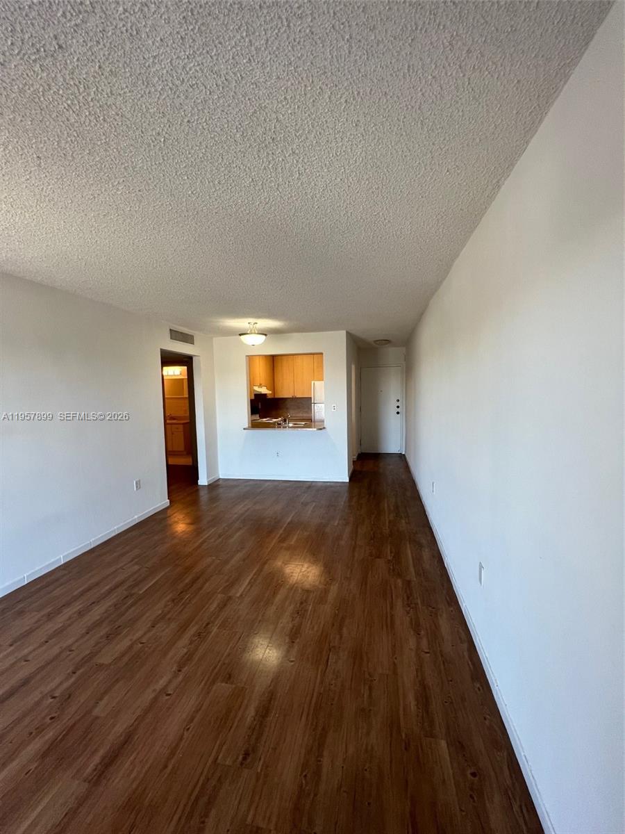 TWENTY FIVE HUNDRED CONDO - Residential Lease