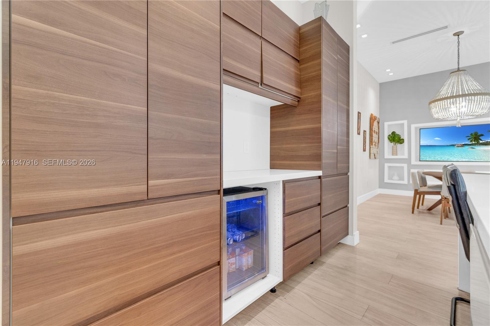 AMD PL GRIFFING BISCAYNE - Residential