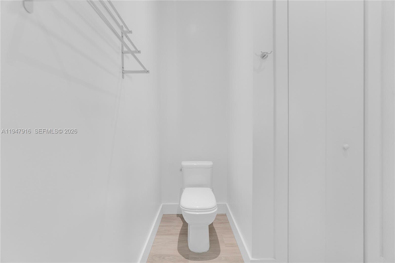 AMD PL GRIFFING BISCAYNE - Residential