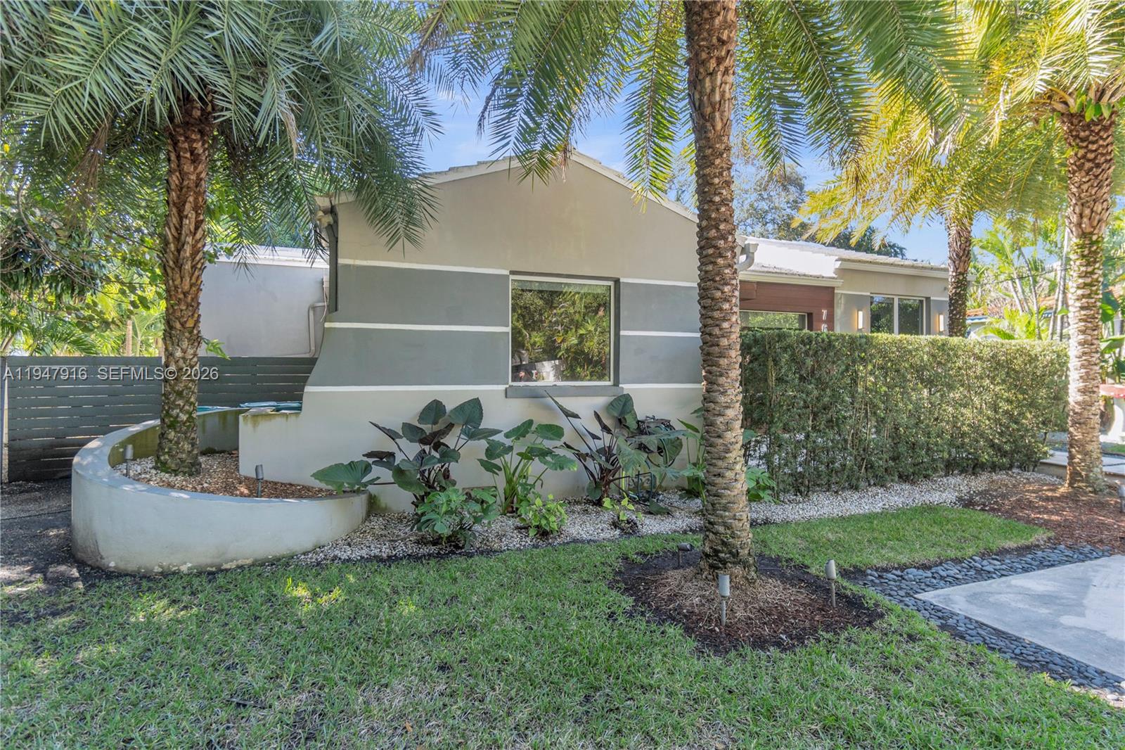 AMD PL GRIFFING BISCAYNE - Residential