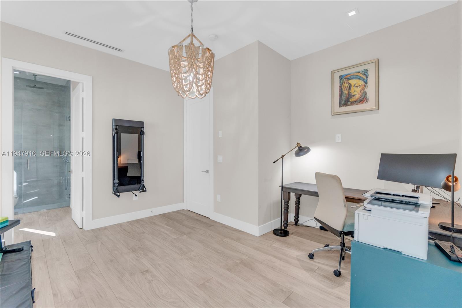 AMD PL GRIFFING BISCAYNE - Residential