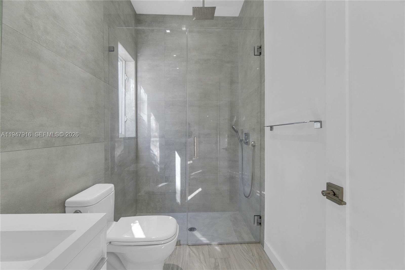 AMD PL GRIFFING BISCAYNE - Residential