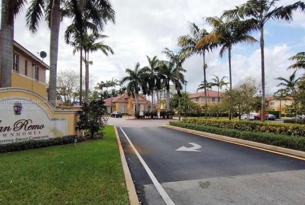 Photo of 6060 SW 19th Ct #6060, North Lauderdale, FL 33068 (MLS # A11836230)