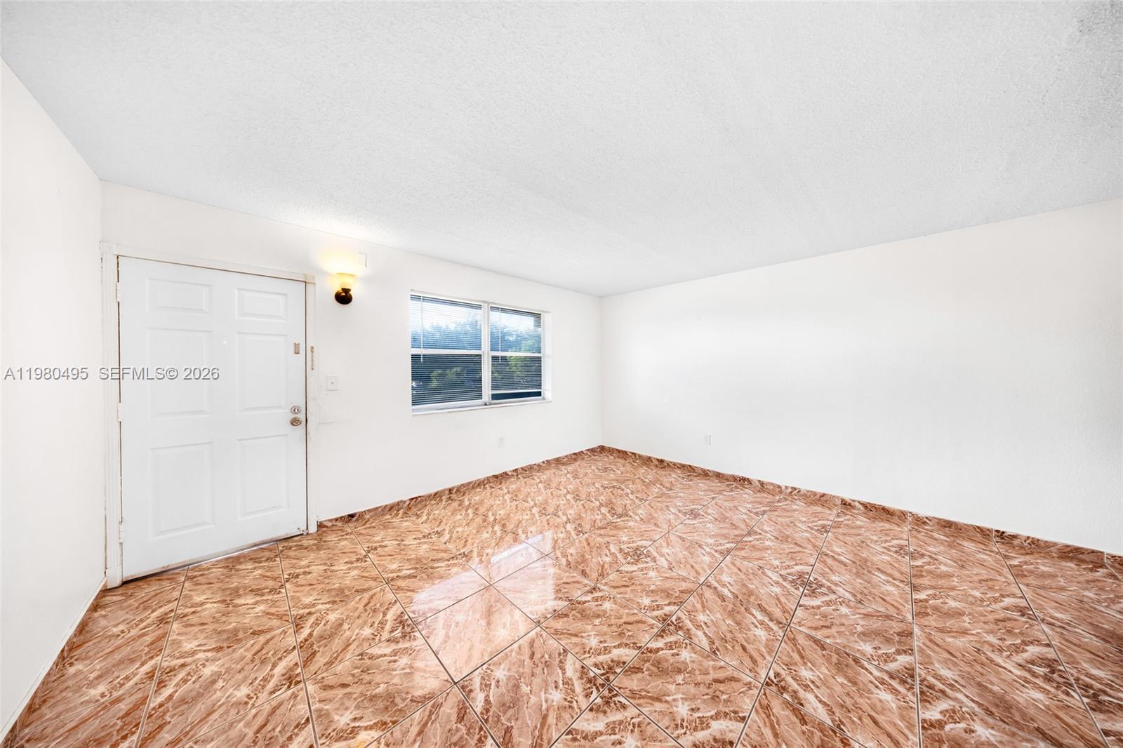 NEW WORLD CONDO APTS II - Residential