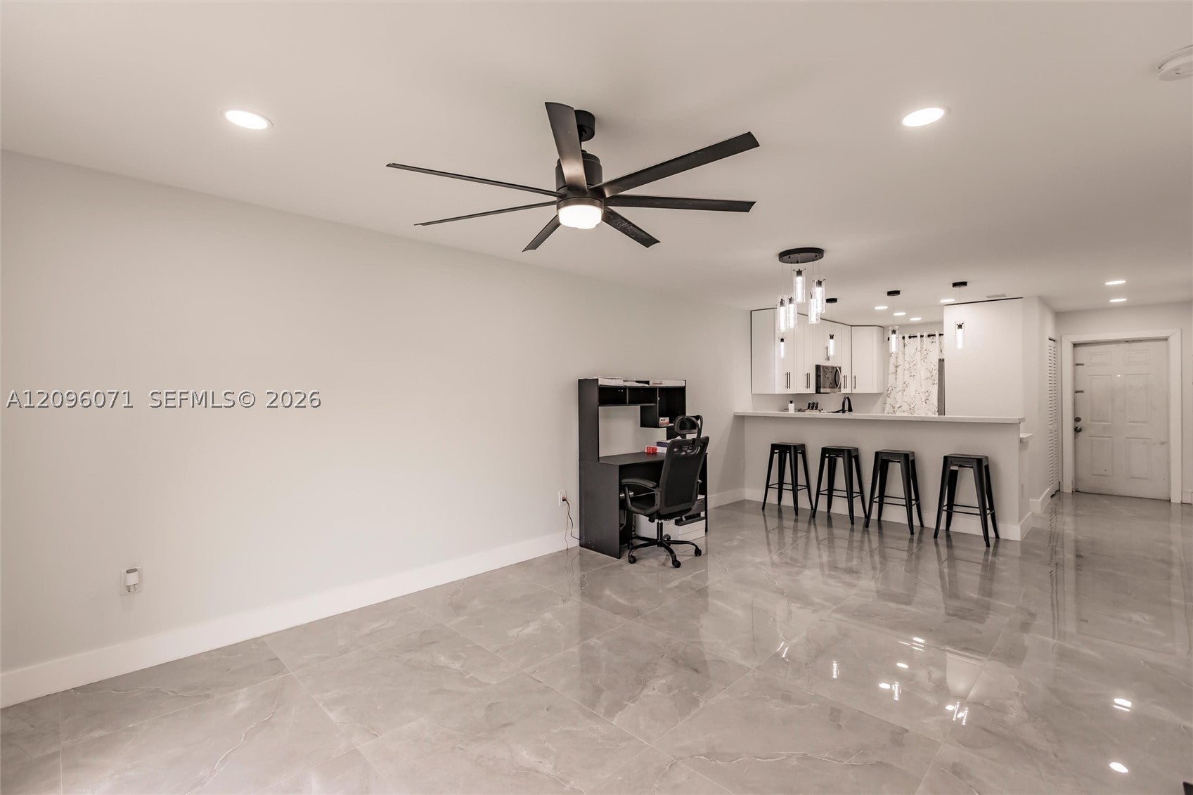 807 W Oakland Park Blvd H12
