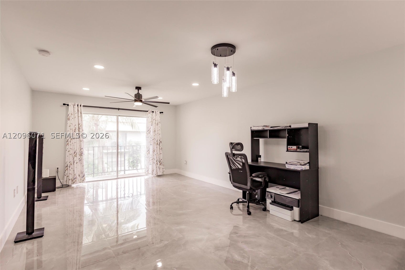 807 W Oakland Park Blvd H12