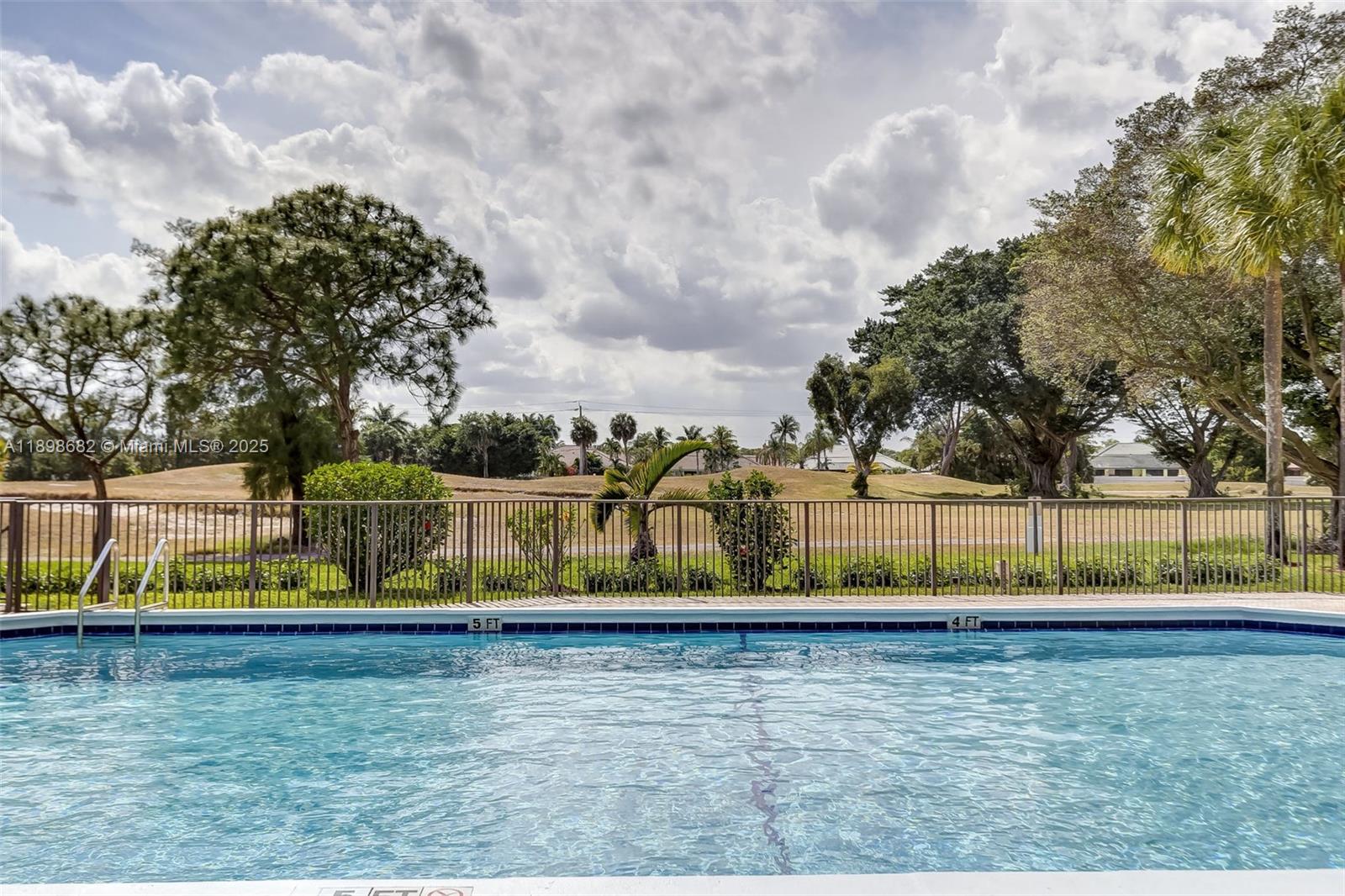 CONDOMINIUM 1 OF ENVIRON - Residential