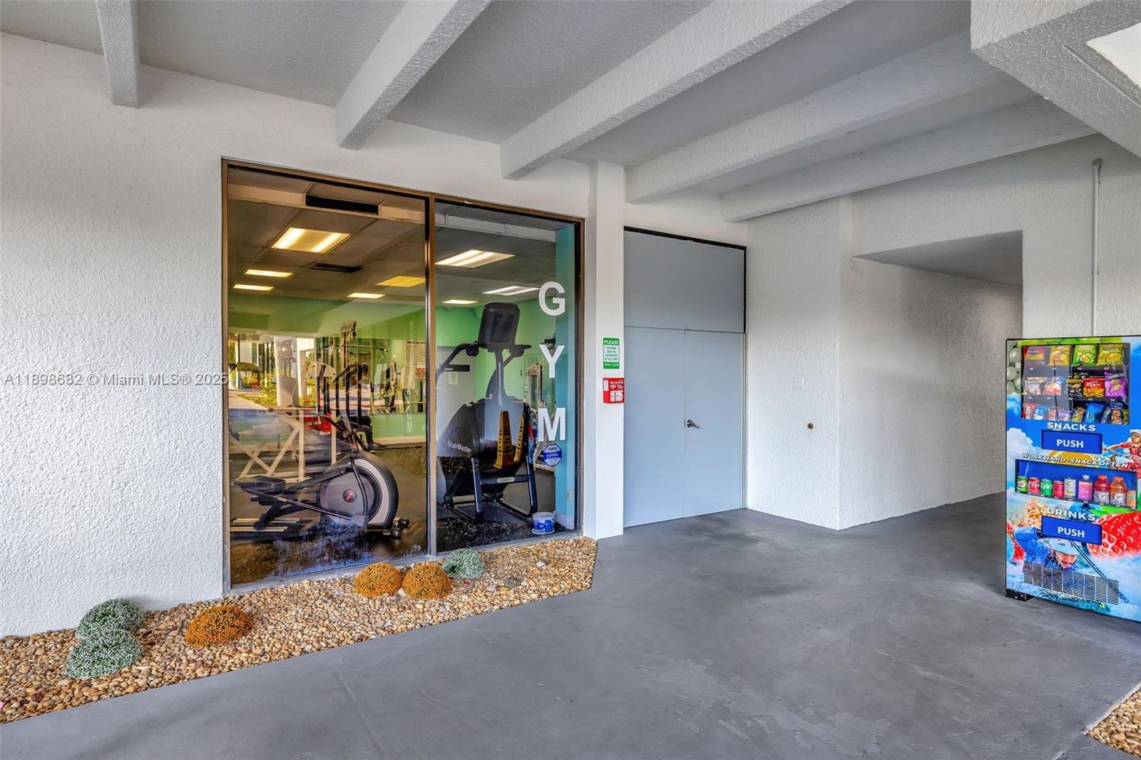 CONDOMINIUM 1 OF ENVIRON - Residential