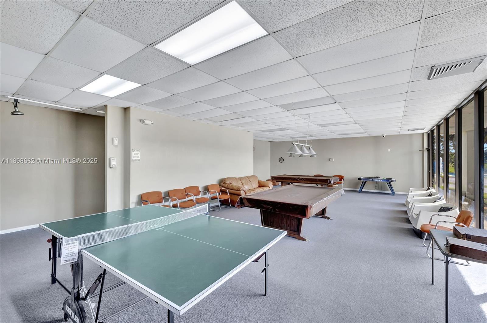 CONDOMINIUM 1 OF ENVIRON - Residential