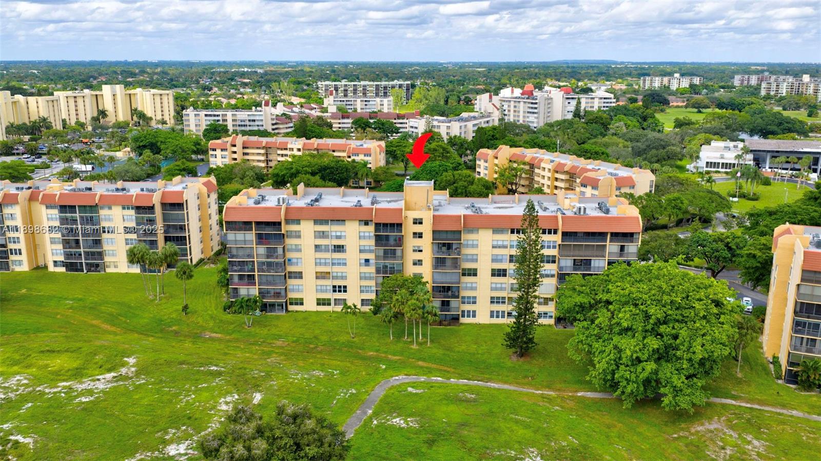 CONDOMINIUM 1 OF ENVIRON - Residential