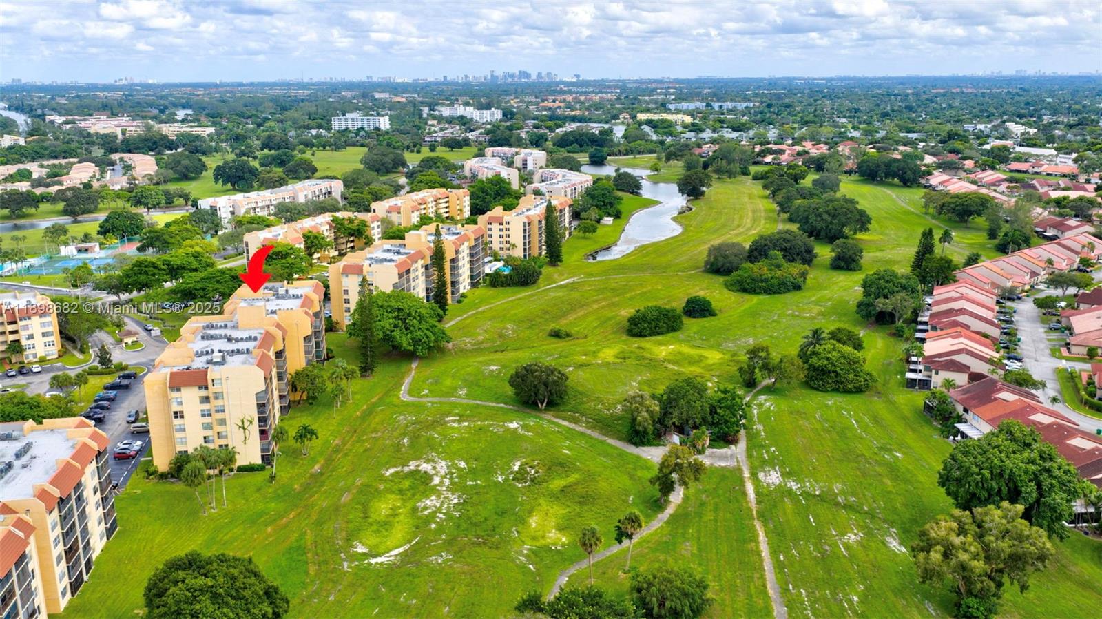 CONDOMINIUM 1 OF ENVIRON - Residential